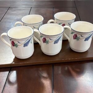 LENOX Chinastone, Poppies on Blue Floral Pattern Ceramic 5 Piece Mug Set